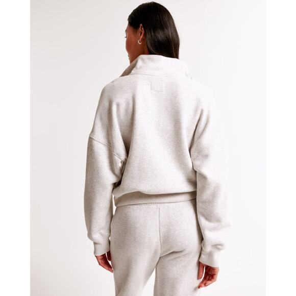 Abercrombie & Fitch Essential Sunday Half Zip Sweatshirt - L Light Grey - Picture 3 of 4